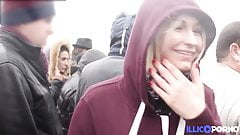 Julie, 18 years old and big tits has fun in threesome