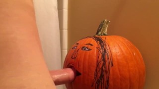 How to fuck a pumpkin!!!
