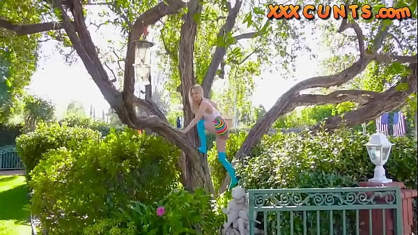 XXXCunts.com – Petite Sex Is Good For Male