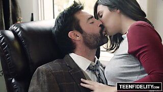 TEENFIDELITY Violet Starr Gets Taught A Lesson In Sex