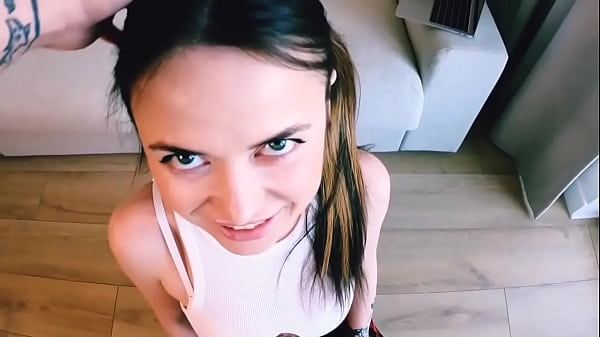 Harrastin suuseksiä kämppäkaverin kanssa