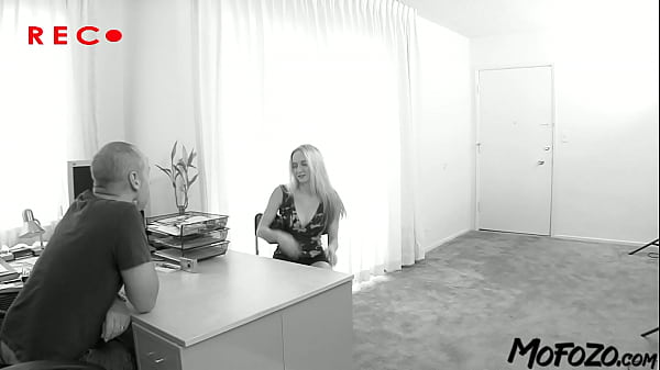 MOFOZO.com – Blonde Porn Model Gets The Cum On Her Ass
