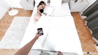 TeenMegaWorld – TmwPOV – An uninvited guest in the bed