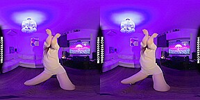 Late Night Striptease Dancer Lea Deep Glass Dildo Masturbation