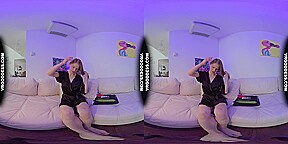 Tiny Lolly Kinky Creative Porn Big Cucumber And Zucchini Small Pink Pussy Stretch