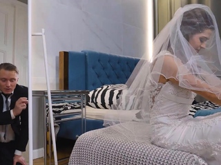 Bride cant resist and seduces him to fuck before wedding