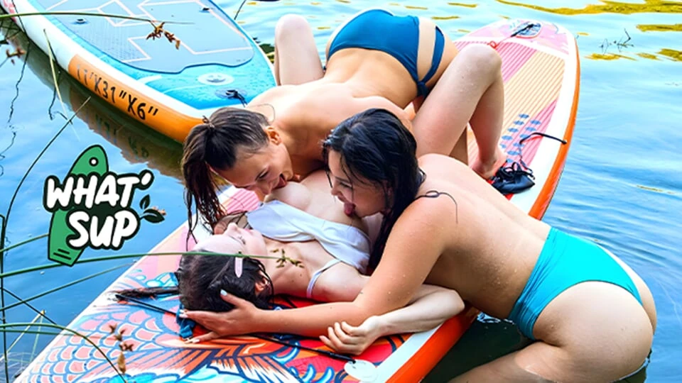 3 Girls, 1 SUP at ClubSweethearts