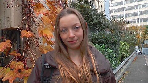 Charlotte Lyceenne Three-some Anal/double Avec Vieux