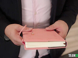 Lola Aiko & Peter Green in The Babysitter’s Diary – MyBabySittersClub