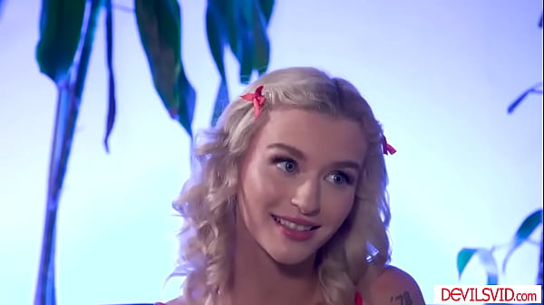 Petite teen stepdaughter getting fucked by her new stepdad